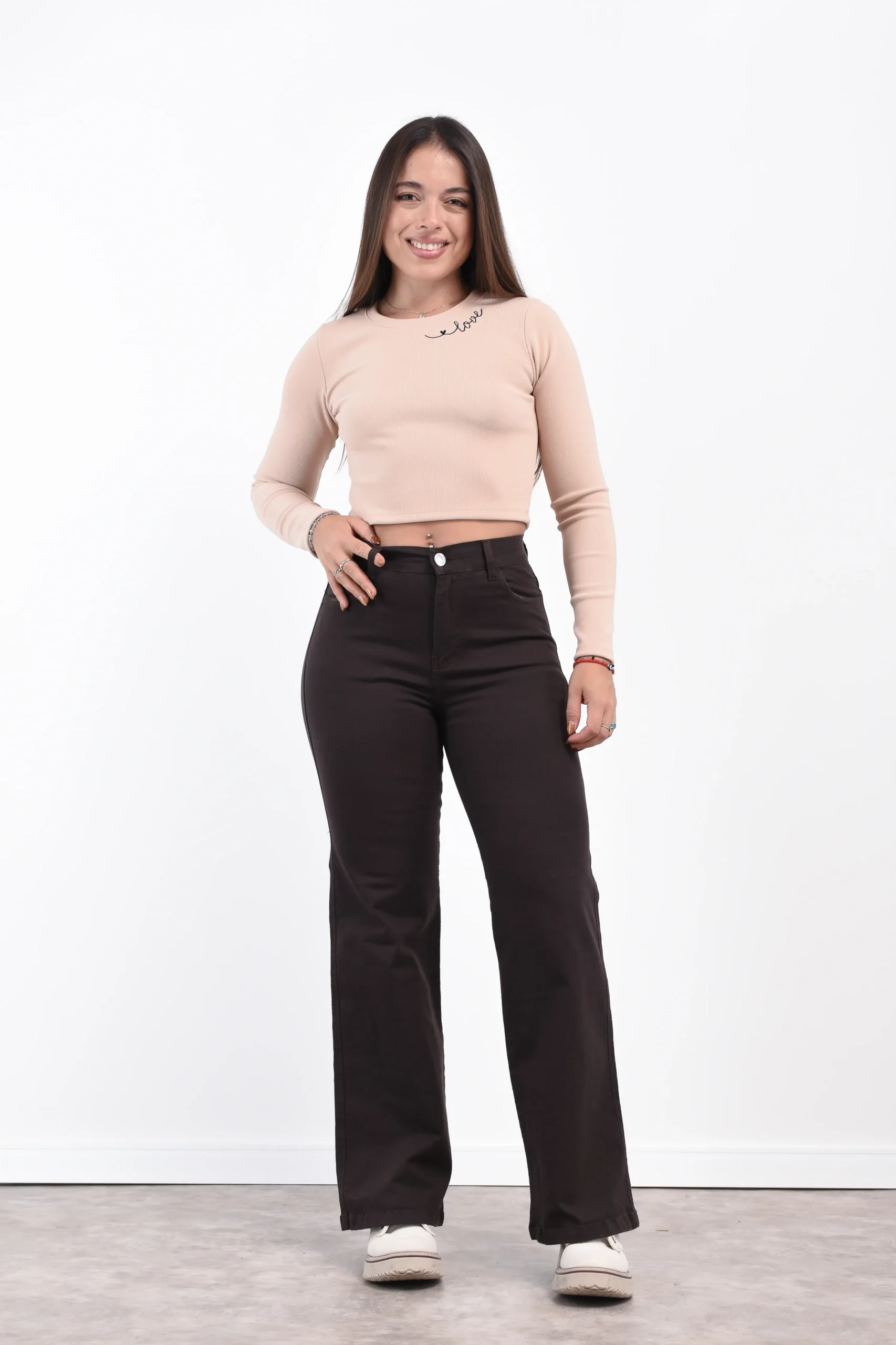 Jean ancho color chocolate elastizado Rumaju