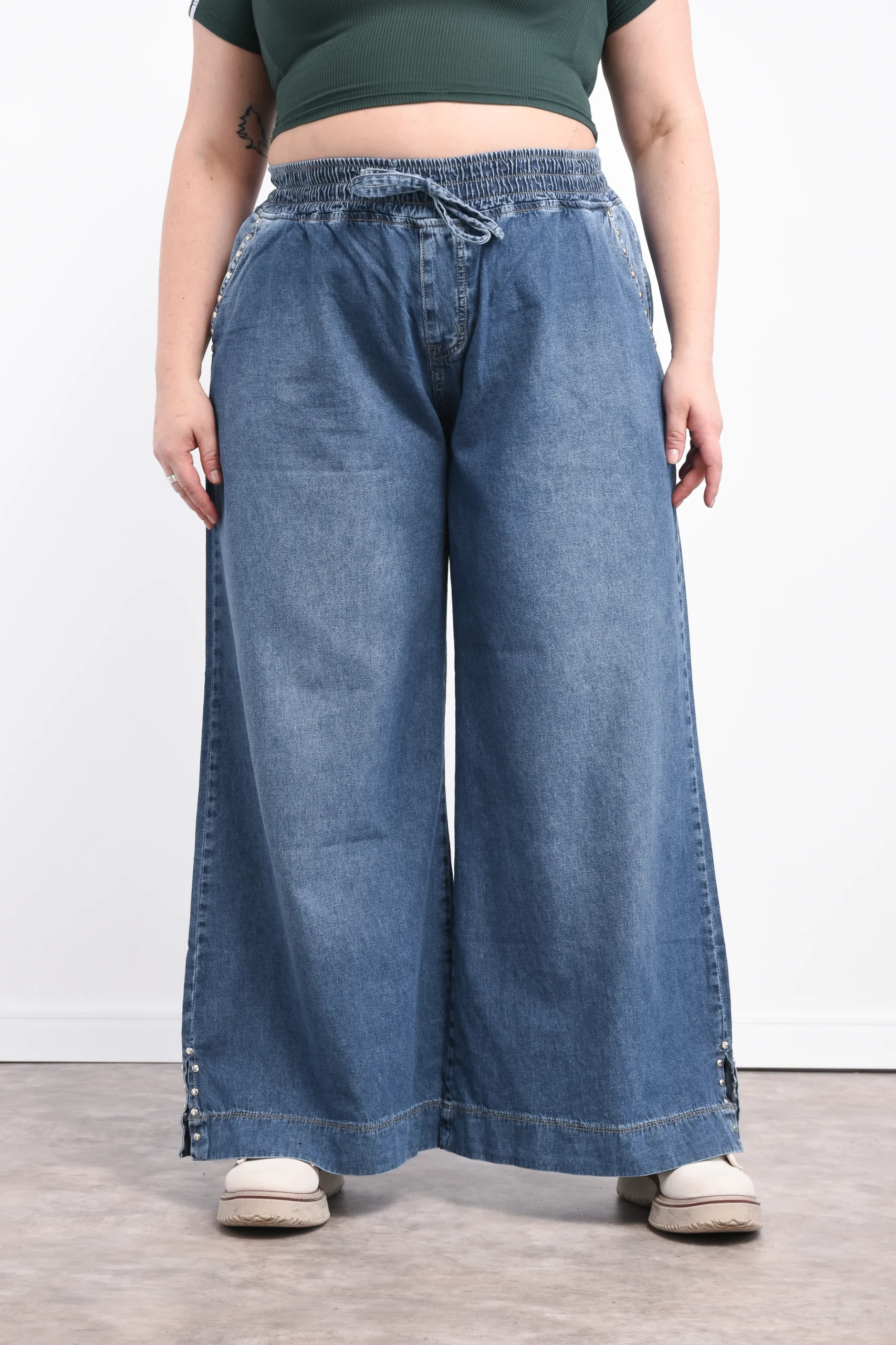 ART. NADIA | MAXI WIDE LEG RIGIDO CON TACHAS METALICAS - Imagen 7