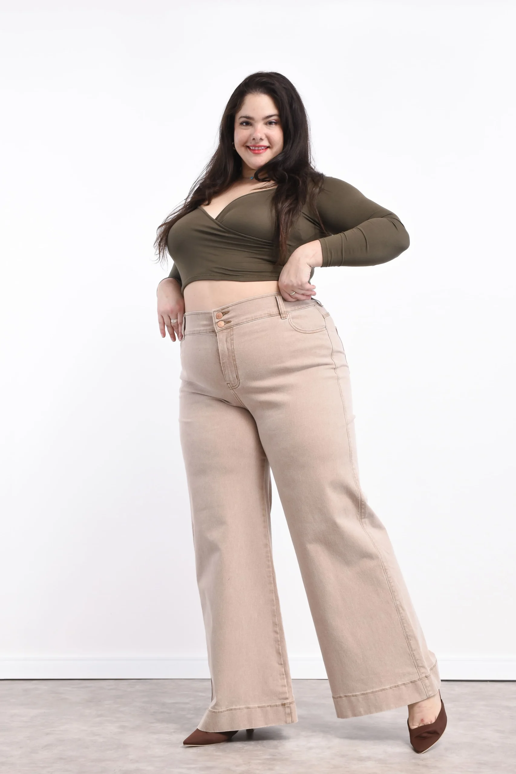 Jean Wide Leg Suiza beige Vintage talle grande frente completo