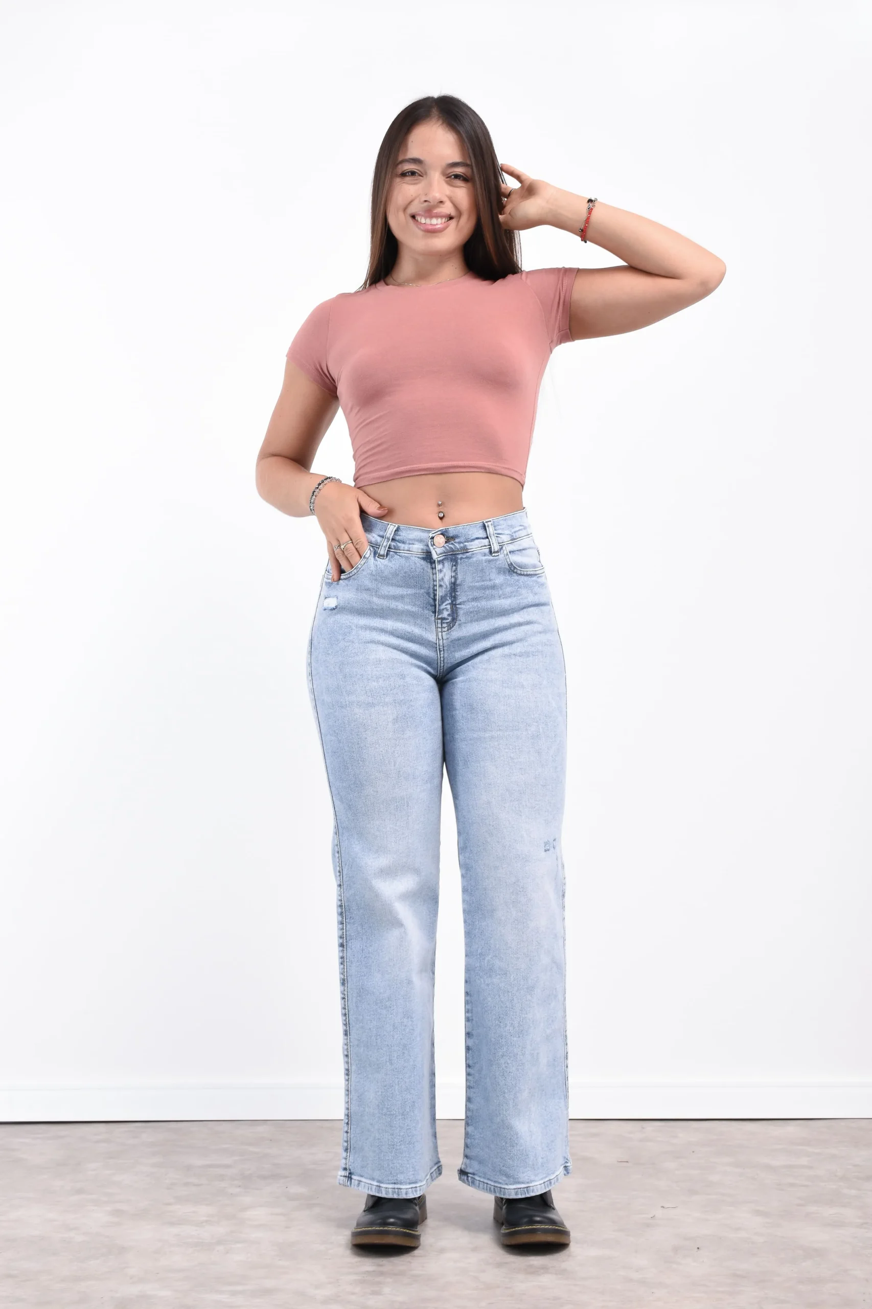 Wide Leg nevado: destellos claros y roturas sutiles