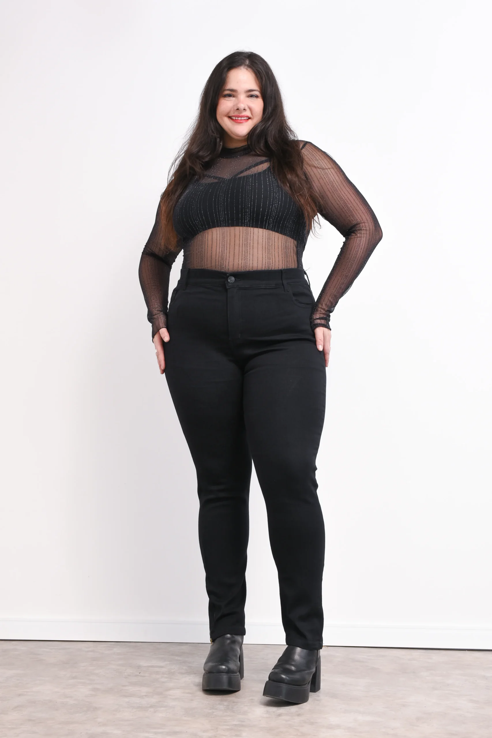 ART. DEBORA | JEAN CLASICO CON CIERRE EN BOTA