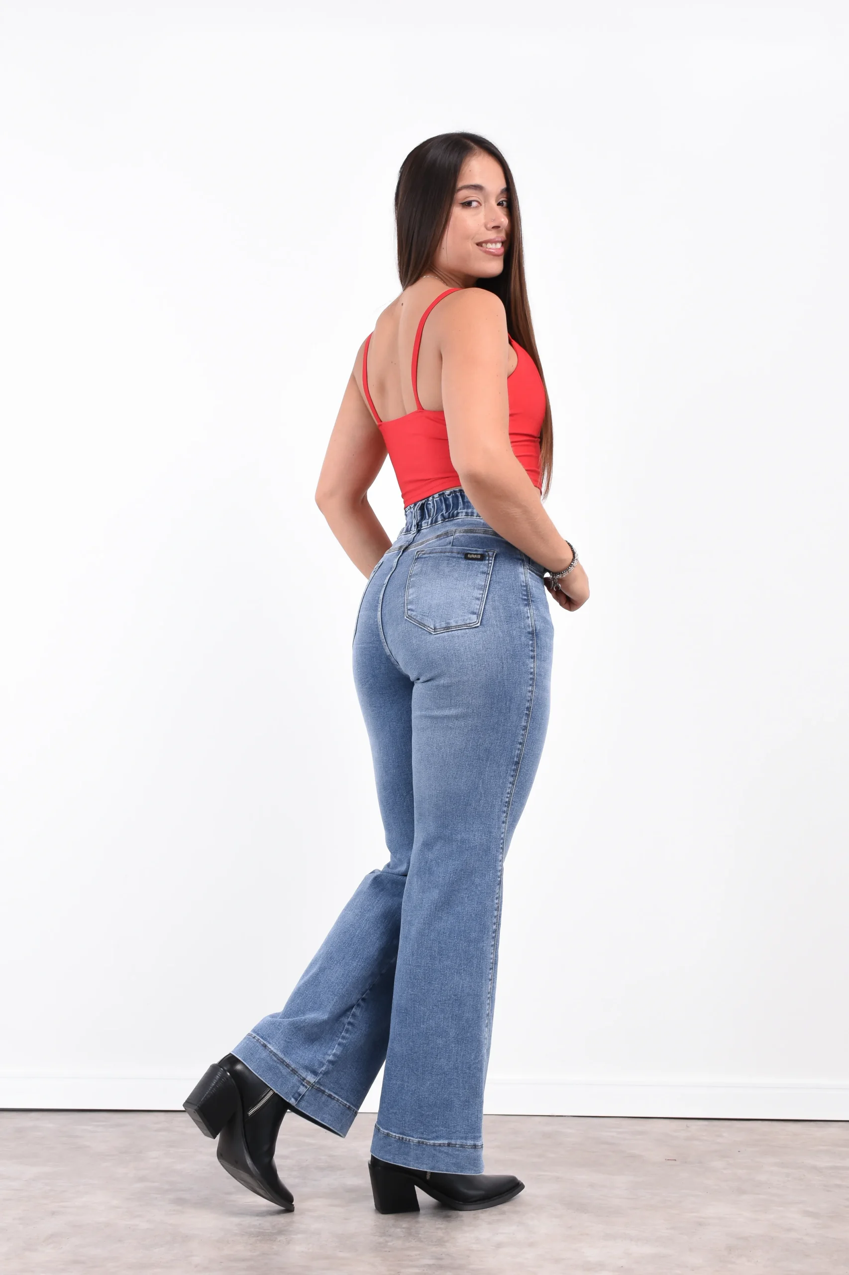 ean Wide Leg Mohana Calce Trasero Cintura Elastica Confort Rumaju Jeans