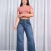 Maxi wide leg Inés en denim confort azul con cintura elástica y bota desflecada