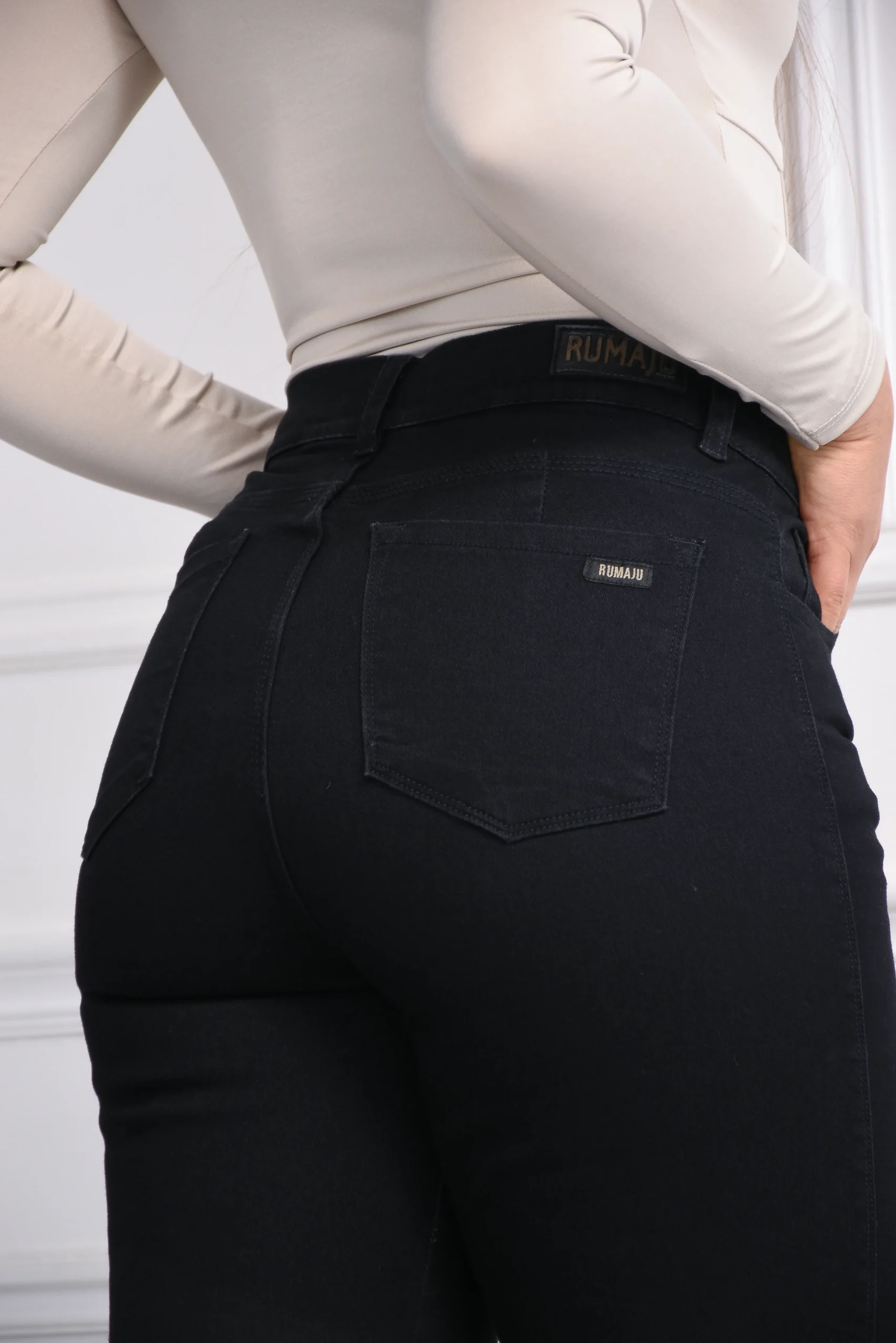 Textura de denim elastizado premium tono negro