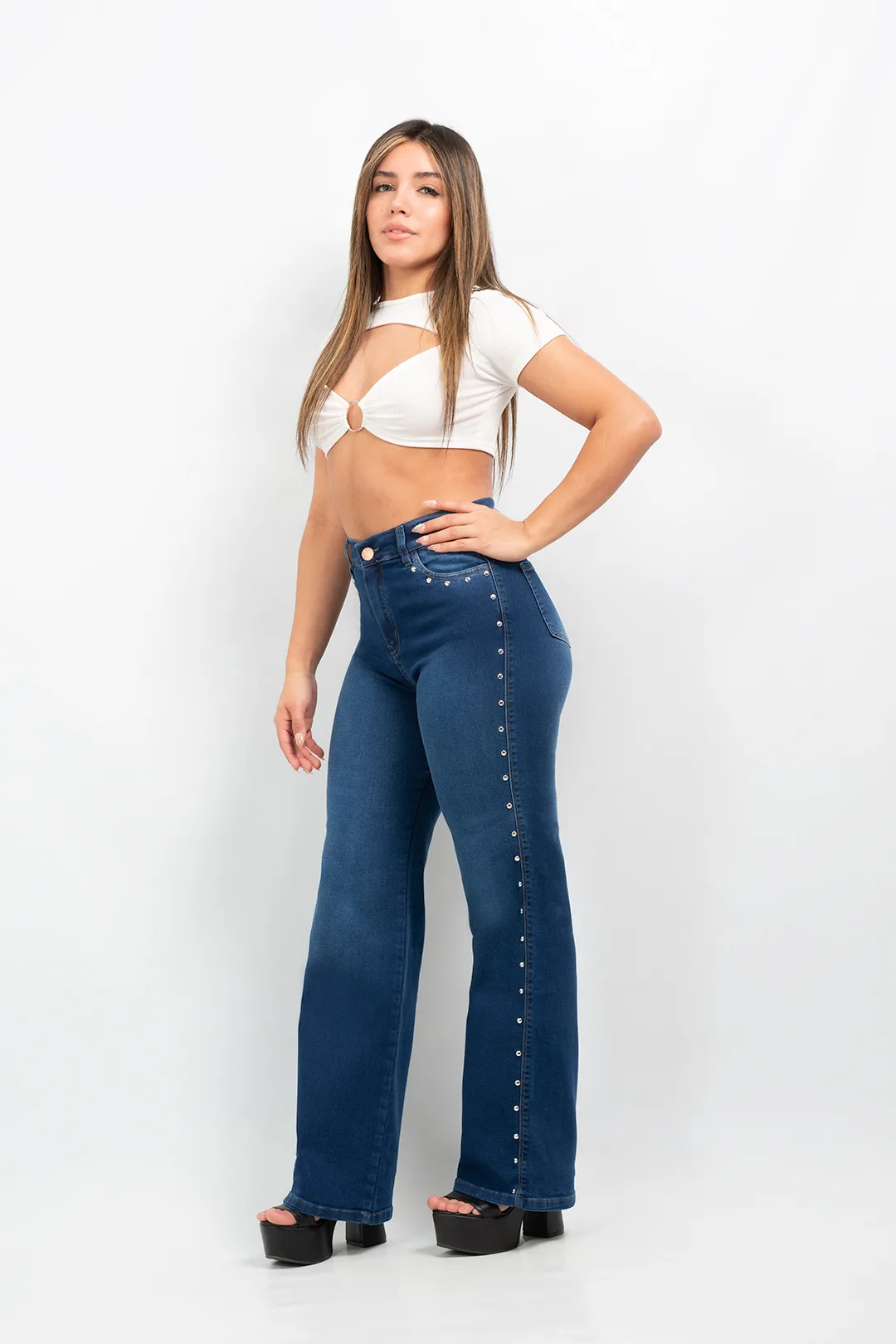 ART. MARIAM | WIDE LEG ELASTIZADO CON TACHAS LATERALES - Imagen 7