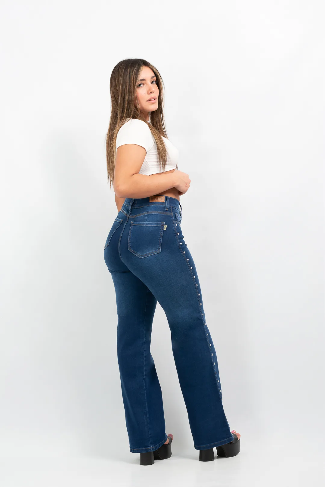 ART. MARIAM | WIDE LEG ELASTIZADO CON TACHAS LATERALES - Imagen 5